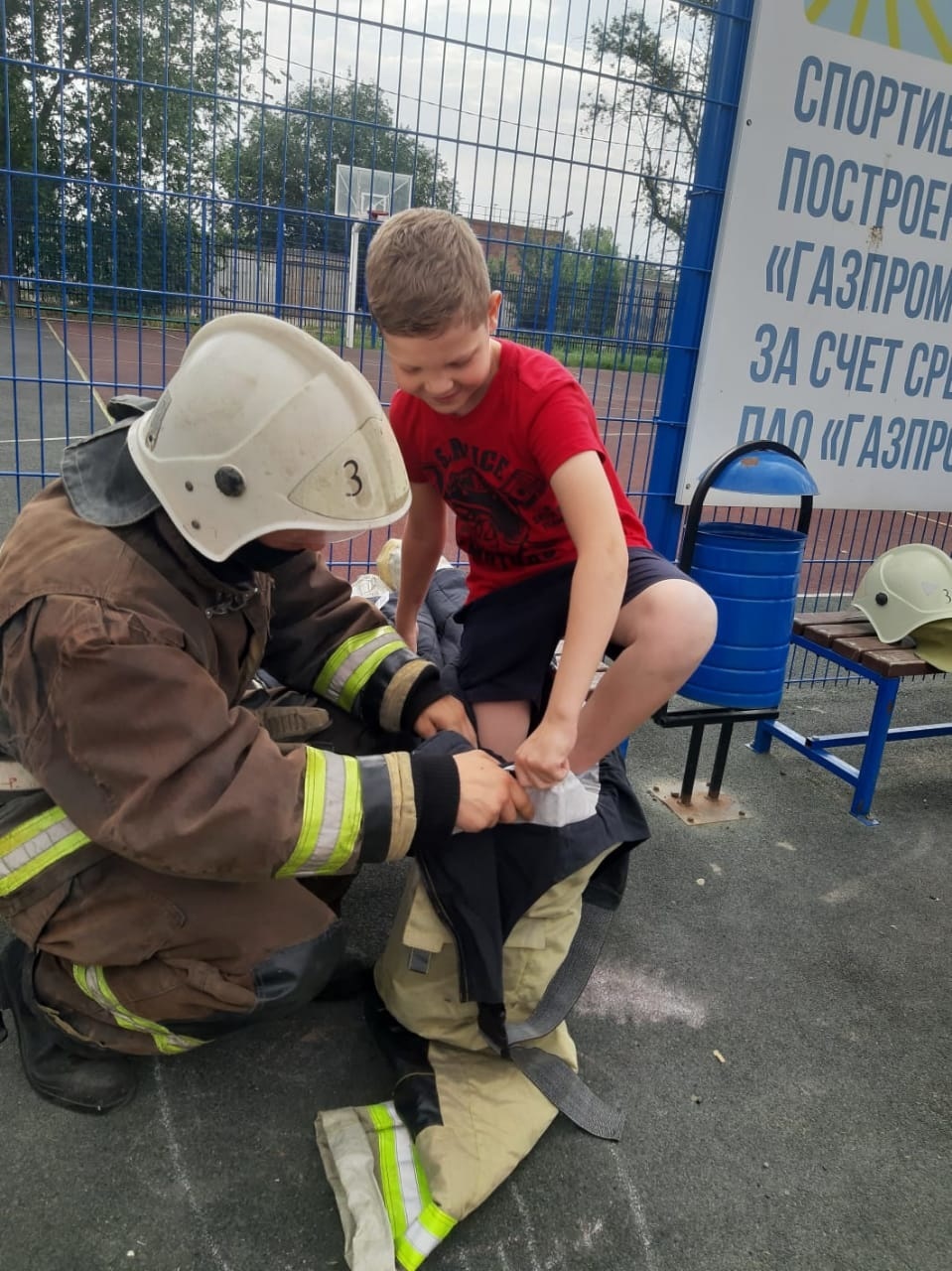 Огнеборцы 3 ПСЧ в гостях у школьников | 06.07.2022 | Астрахань - БезФормата